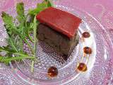 Terrine de foie gras au chocolat et gelée de chutney de fraises