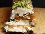 Terrine de poulet fermier au foie gras et aux légumes