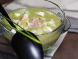 Velouté de brocoli au saumon mi-cuit et chèvre frais