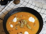 Velouté de potiron aux châtaignes et aux noix