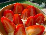 Salade de fraises à la fleur d’oranger crème légère