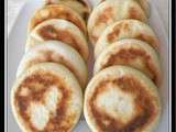Batbouts, petits pains marocains