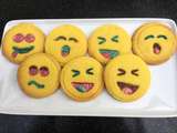 Biscuits Smileys avec les tampons Silikomart