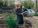 Apprendre aux enfants à jardiner