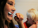 Comment améliorer les habitudes dentaires de votre enfant