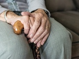 Raisons d’envisager le déménagement d’un parent âgé dans une résidence pour personnes âgées
