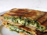 Croque-Monsieur au pesto et mozzarella : la recette gourmande et facile