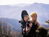Conseils pour une randonnée en montagne avec un porte-bébé sécurisé