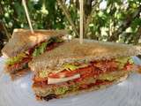 Club-sandwich au chorizo et à l'olivade verte