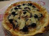 Pizza Régina (jambon, champignons, fromage)