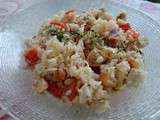 Salade de riz au poulet mariné et à la féta