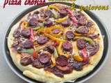 Pizza au chorizo, tomates et poivrons
