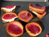 Cheesecake avec glaçage fruits rouges