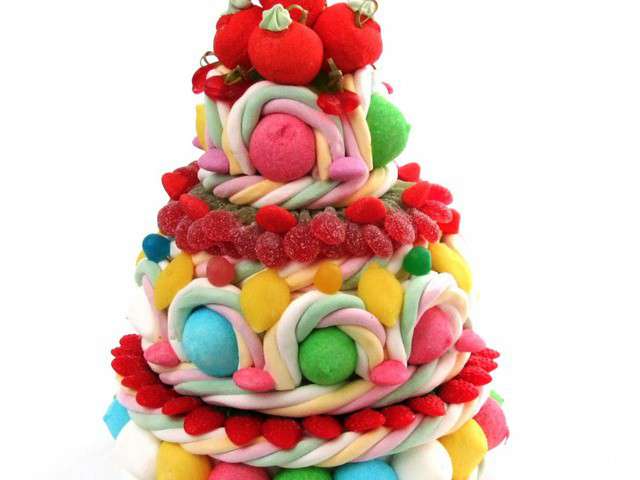 Gâteau de bonbons colliers - Gâteaux de bonbons. Compositions de bonbons