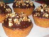 Muffins au beurre de cacahuètes nappage chocolat et pralin