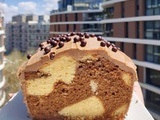 Coffee break.
a coffee cake with a coffee & blonde chocolate