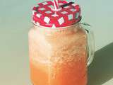 #Homemade #smoothie of the day 
200ml #orange juice 
150g