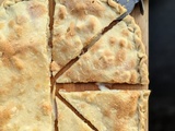 Focaccia di Recco au fromage, spécialité de Ligurie