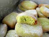 Makrout el louz amandes pistaches (biscuits algériens)