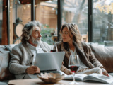 Monde passionnant de la dégustation de vin sur internet