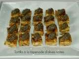 Toasts de tortilla à la tapenade d'olives noires