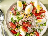 Salade de riz froide au thon est un classique à ne pas louper