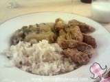 Assiette Indienne : poulet au sésame, curry vert de courgette, riz aux épices, amande et coco