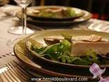 Panacotta de foie gras sur lit de jeunes pousses, crackers aux épices