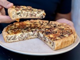 Quiche aux champignons et fromage facile et rapide : recette forestière d’automne