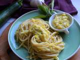 Spaghetti au pesto de courgettes jaunes et sauge