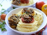 Spaghetti et tomates farcies câpres olives et herbes #végétarien