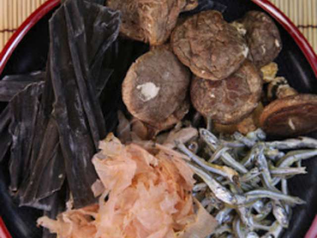 Dashi (出汁) - bouillon japonais - Fleanette's Kitchen