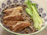 Nouilles soba au canard en soupe (kamo nanban soba)