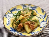 Salade de concombre japonaise à la prune umeboshi et au shiso
