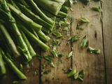 Ancien lauréat de Top Chef partage sa technique infaillible pour peler parfaitement les asperges