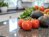 Période tant attendue des tomates mûres et juteuses débute bientôt