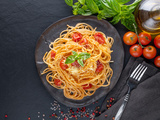 Révolution en cuisine avec les spaghettis carbonara sans crème, méthode ancestrale