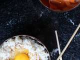Japonaise ultra basique s’il en est : Tamago-Kake Gohan ou oeuf sur un bol de riz