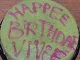 Triple anniversaire partie 2 : Le gâteau d’Harry Potter, version pistache/framboise