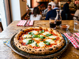 Origine et Détails de la Spécialité Napolitaine : La Pizza