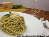 Spaghetti au pesto maison