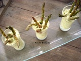 Mousse d’asperge au parmesan/pointe croquante au balsamique et sésame