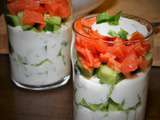 Salade verticale de concombre et saumon