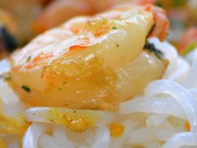 Recette Wok de tagliatelles de konjac, légumes et fruits de mer