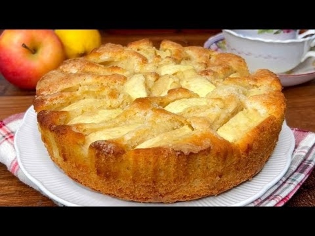 Gâteau moelleux aux pommes au Cookéo - Les recettes de Zaza .
