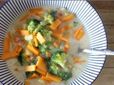 Autour d'un ingrédient , le brocoli , Soupe de Brocoli crémeuse à la mimolette
