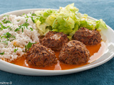Boulettes de haricots rouges au chou fleur, sauce au curry et lait de coco