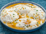Çilbir, oeufs pochés au yaourt (recette turque)