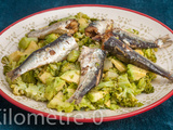 Salade de brocolis, avocat et sardines