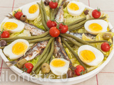 Salade de sardines aux haricots verts, oeufs et tomates cerises